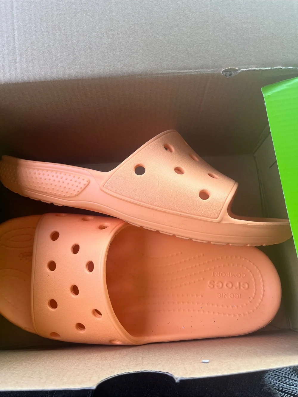 CROCS vibrant lime